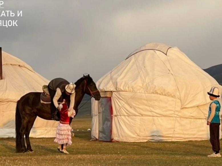 فندق Zalkar Yurt Camp Song-Kul المظهر الخارجي الصورة
