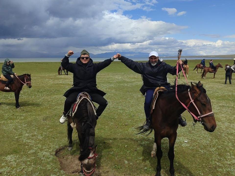 فندق Zalkar Yurt Camp Song-Kul المظهر الخارجي الصورة