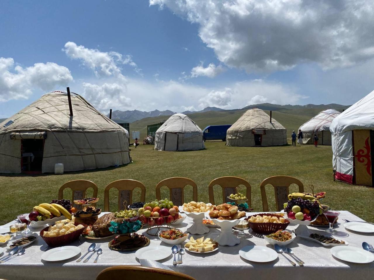 فندق Zalkar Yurt Camp Song-Kul المظهر الخارجي الصورة