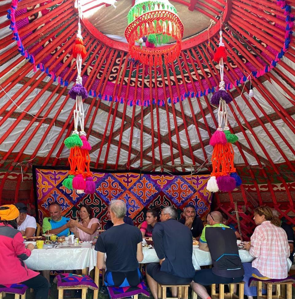 فندق Zalkar Yurt Camp Song-Kul المظهر الخارجي الصورة