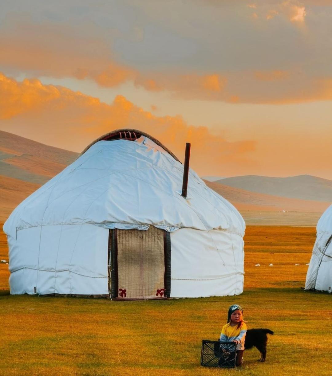 فندق Zalkar Yurt Camp Song-Kul المظهر الخارجي الصورة